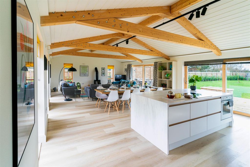 Property photo 2 of 20 2.Jpg