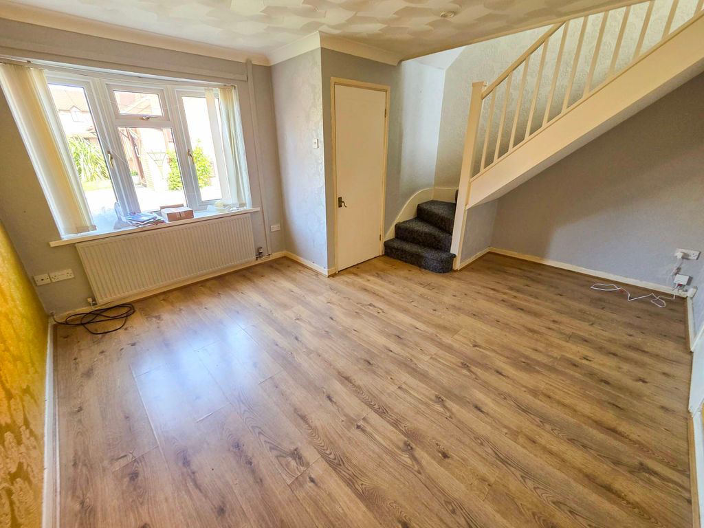 Property photo 2 of 15 Photo 13