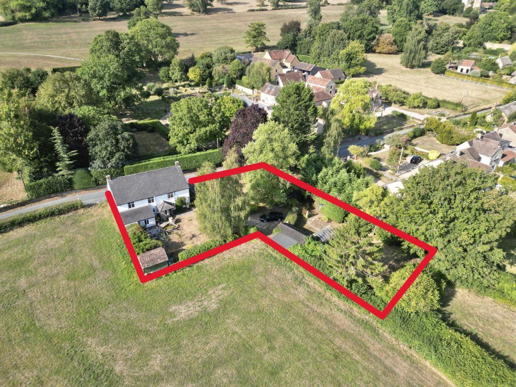 Property photo 3 of 54