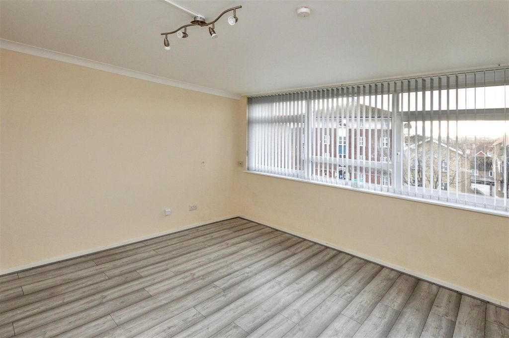 Property photo 3 of 6 Dsc_0260.Jpg