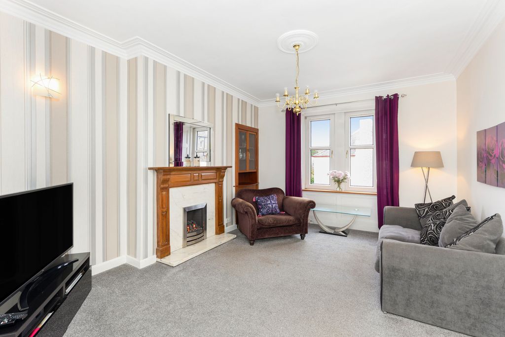 Property photo 2 of 14 Property Image 2