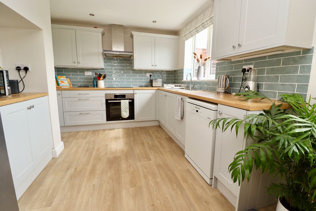 Property photo 2 of 20 Img_3313