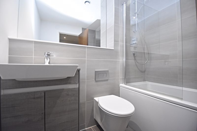 Property photo 3 of 7 Photo 5