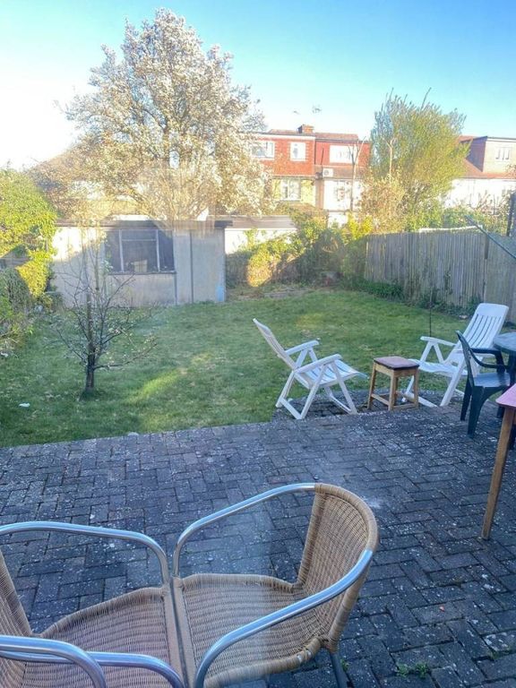 Property photo 3 of 3