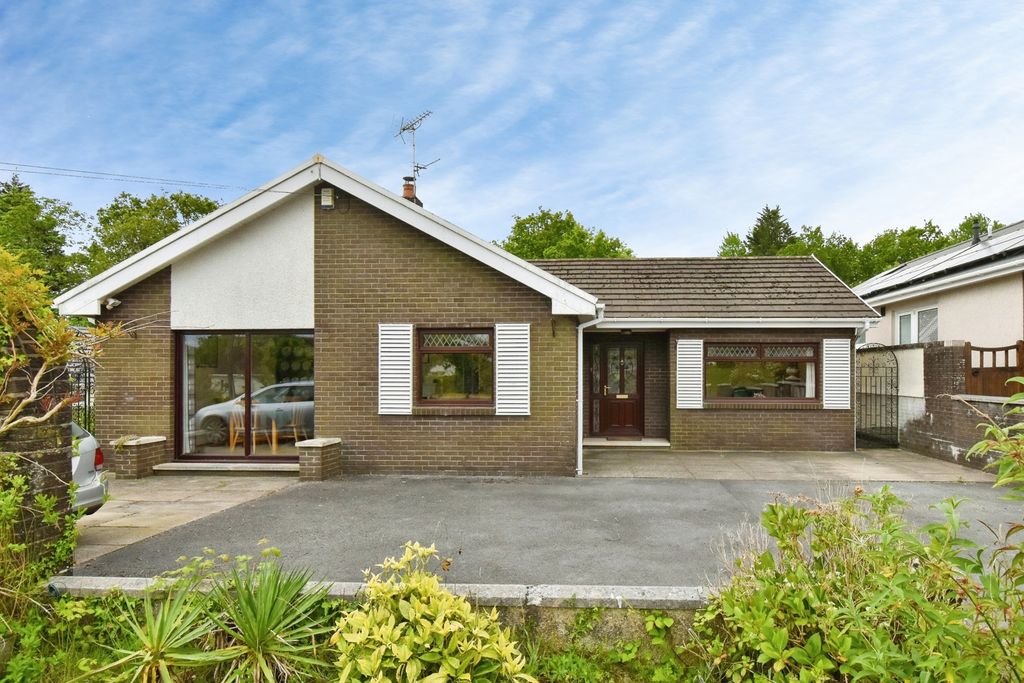 Property photo 1 of 21 Pbox-Img.Jpg