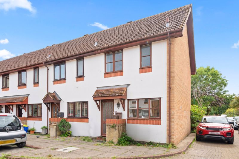 Property photo 1 of 11 Photo 10