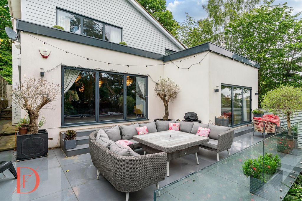 Additional image 38 of 4 bed detached house for saleWoodbury Hill, Loughton IG10