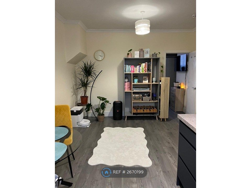 Property photo 1 of 9 Reception