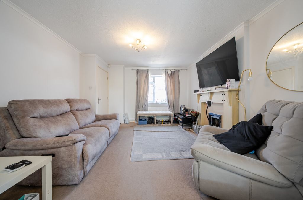 Property photo 3 of 22 1487681-17-6A4F9B...