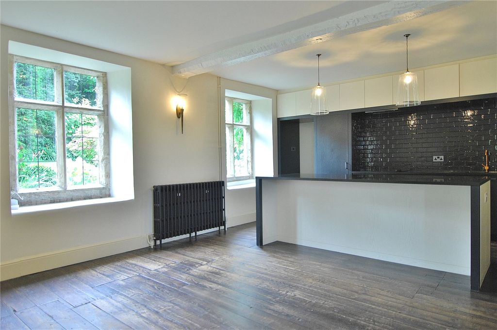 Property photo 3 of 17 Picture No. 23