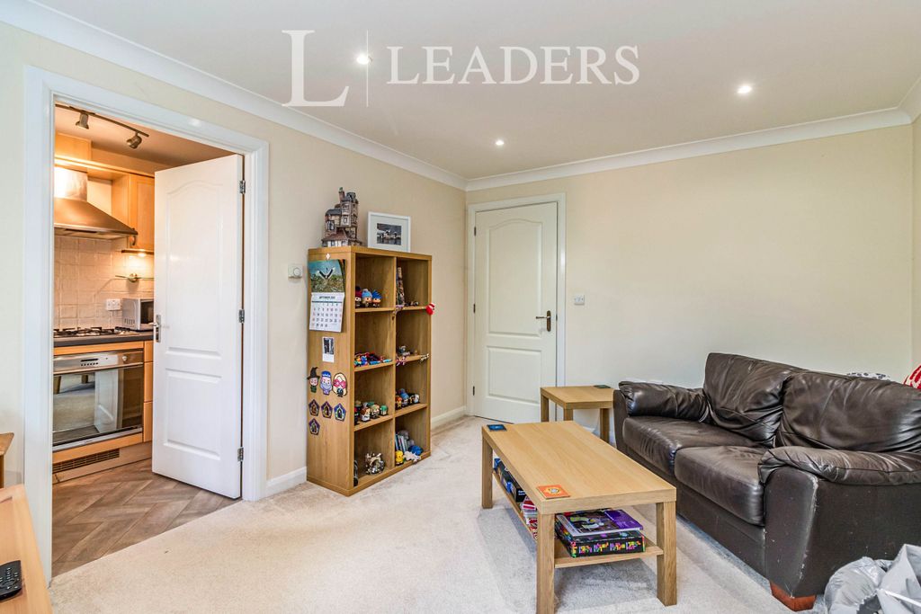 Property photo 2 of 7 032Aafa4-60B5-4c3A-B