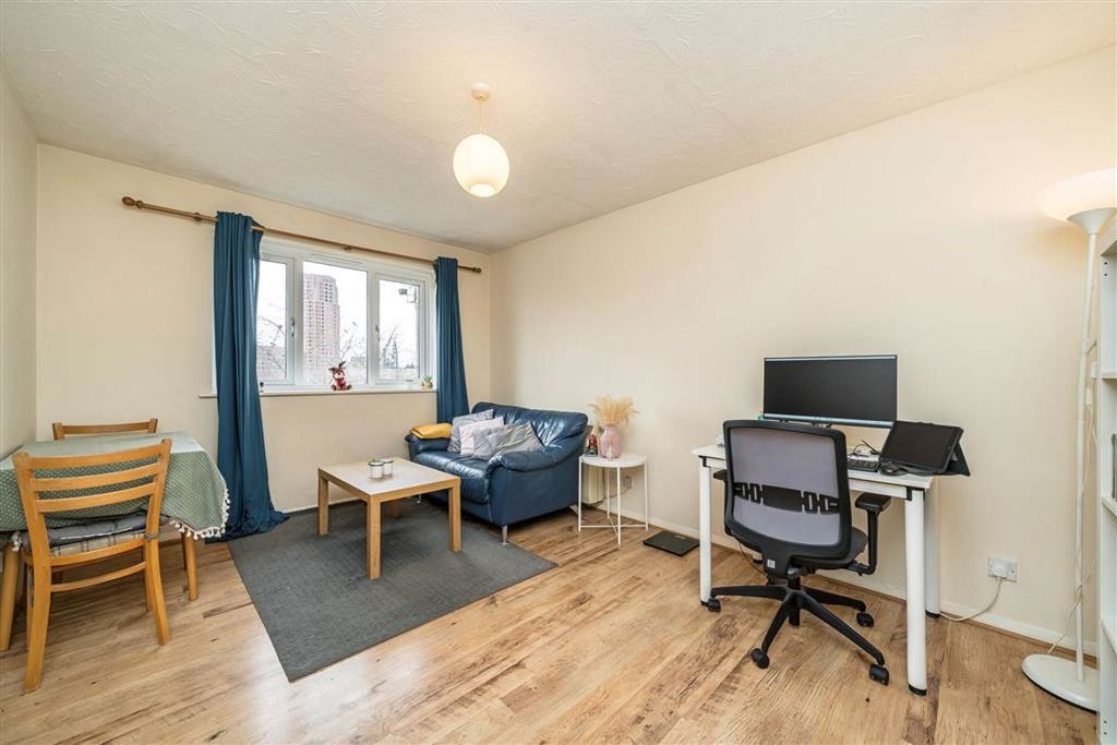 Property photo 2 of 4