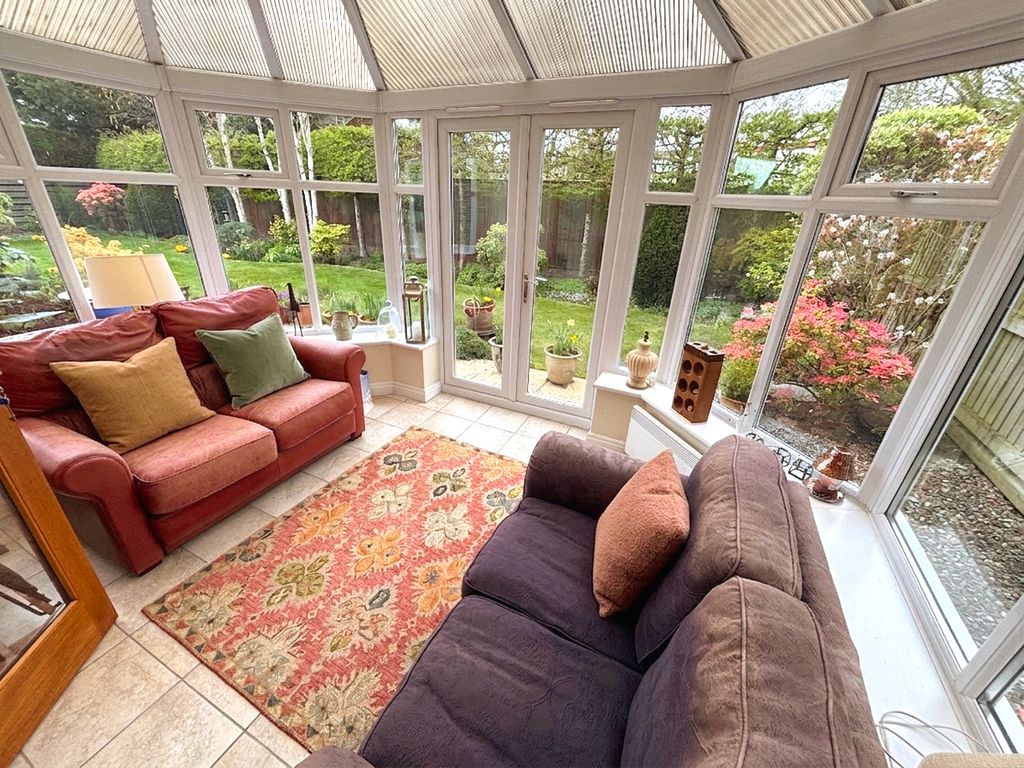 Property photo 2 of 33