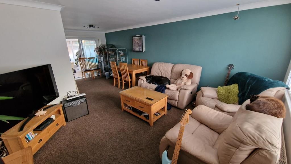 Property photo 3 of 20