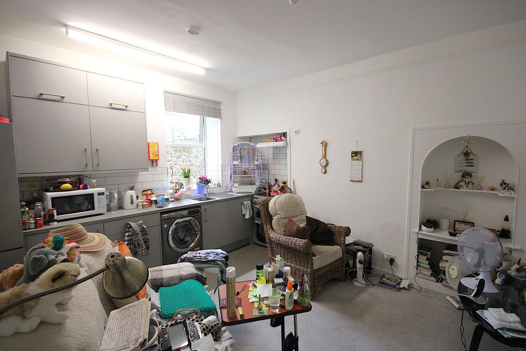 Additional image 4 of 1 bed flat for saleSt Helier JE2