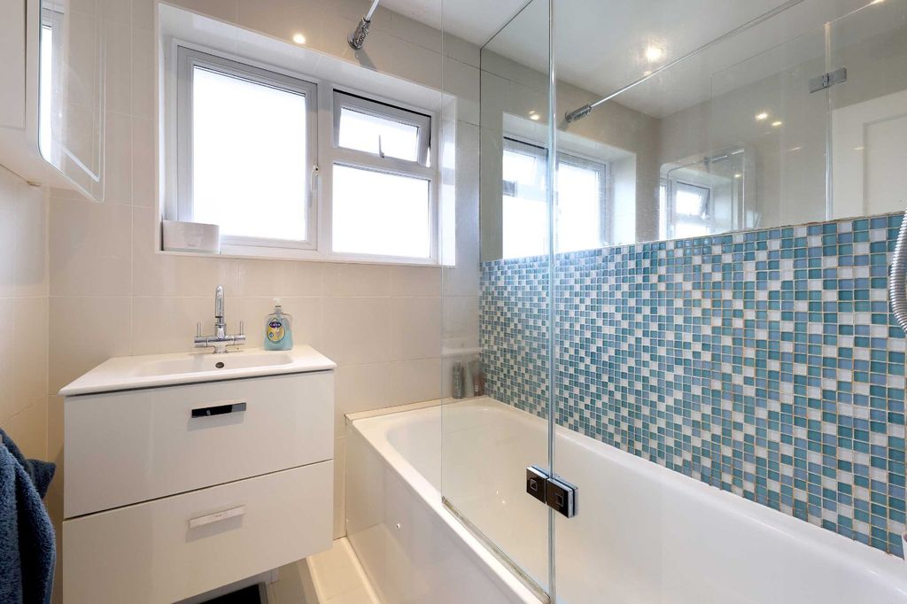 Additional image 12 of 3 bed terraced house for saleWood Pond Close, Seer Green, Beaconsfield, Buckinghamshire HP9