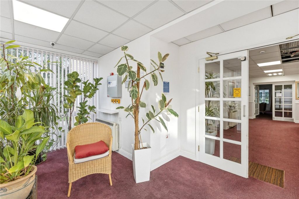 Property photo 2 of 4 Picture No. 15