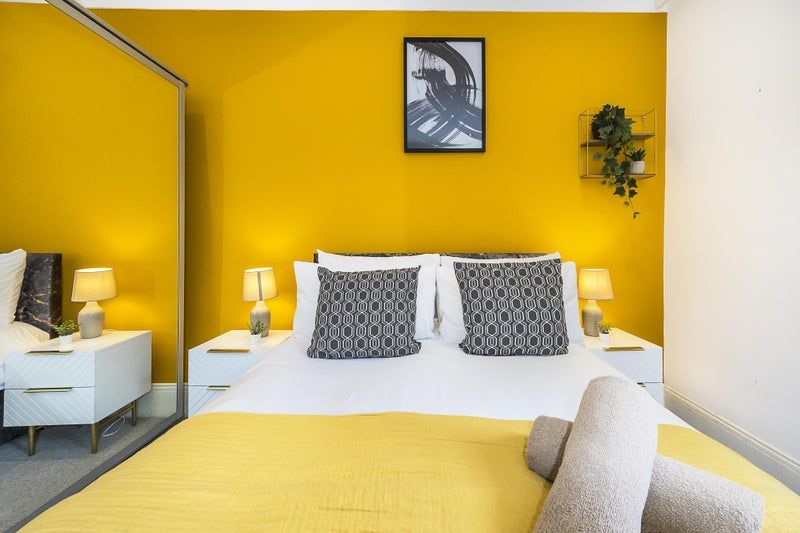 Property photo 1 of 4