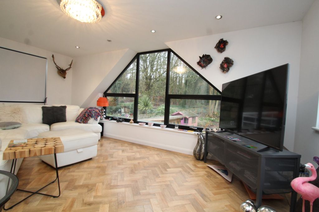 Property photo 2 of 14 Picture No. 09