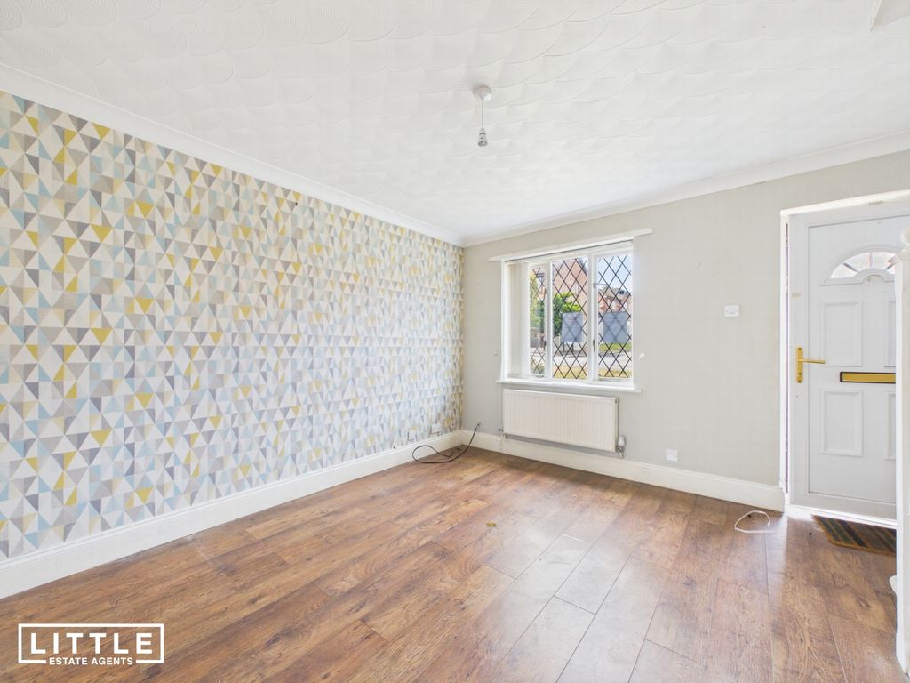 Property photo 3 of 13 Photo 2