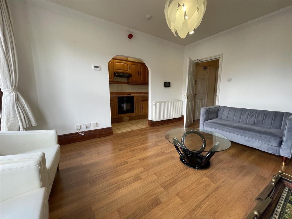 Property photo 2 of 7 Img_9418.Jpg