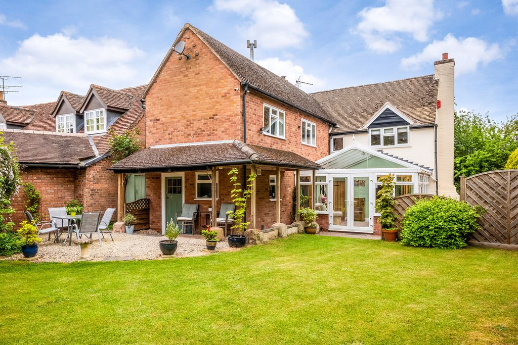 Property photo 1 of 36