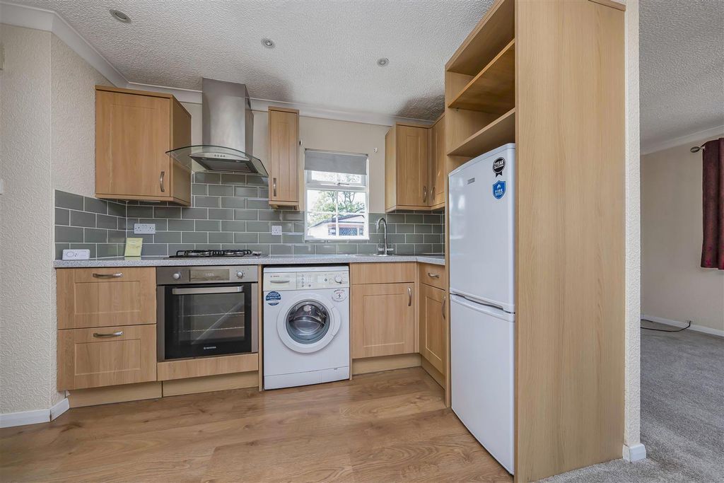 Property photo 3 of 14 Photo Aug 06 2025, 1 17 58 Pm.Jpg