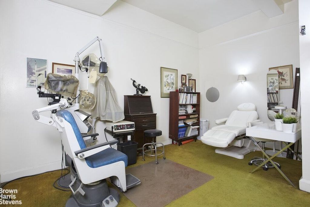 Property photo 3 of 10 <Alttext/>