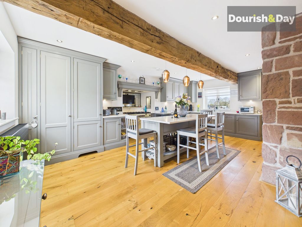 Property photo 2 of 51