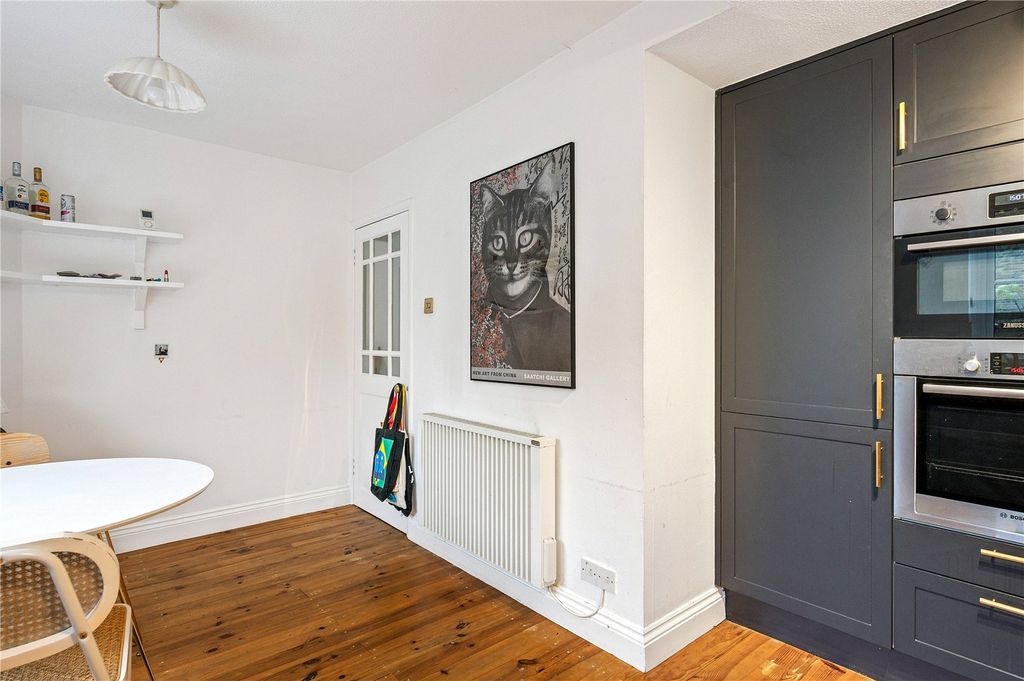 Property photo 3 of 21 Picture No. 18