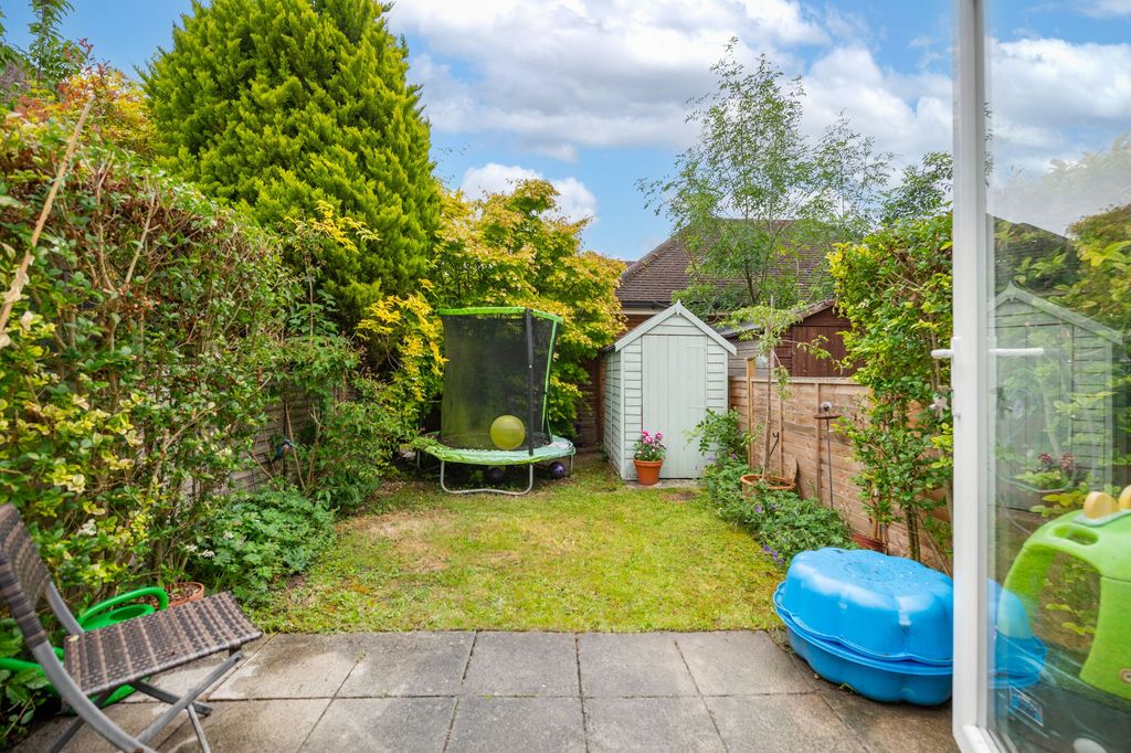 Property photo 2 of 19
