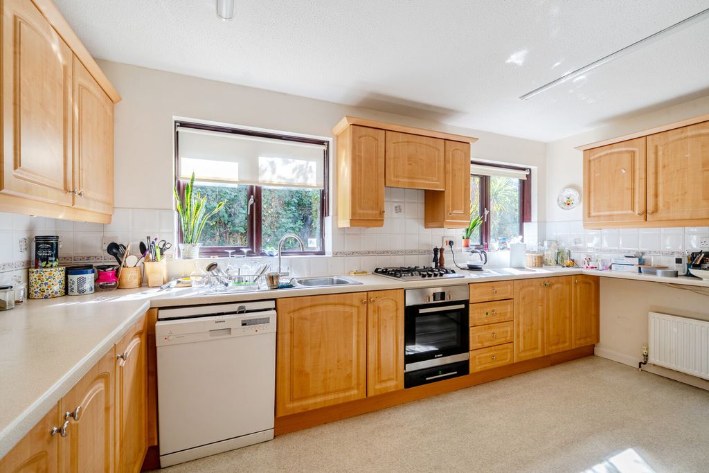 Property photo 2 of 24 1511465-2-6A8750E...