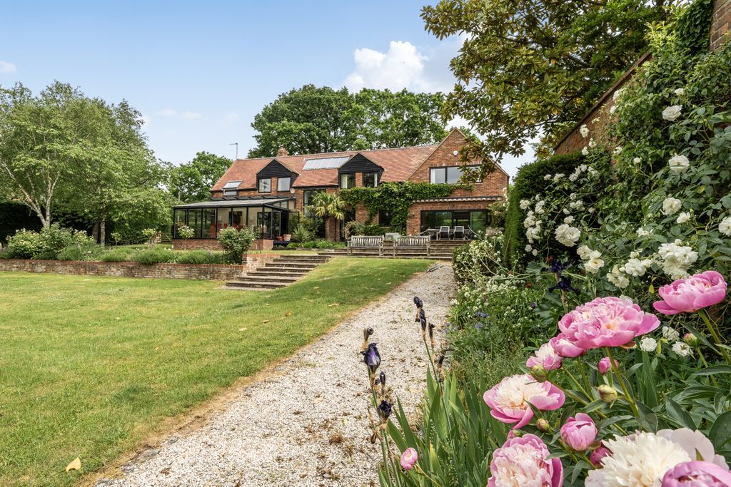 Additional image 3 of 5 bed detached house for saleRoad Running Through, Oxford OX33