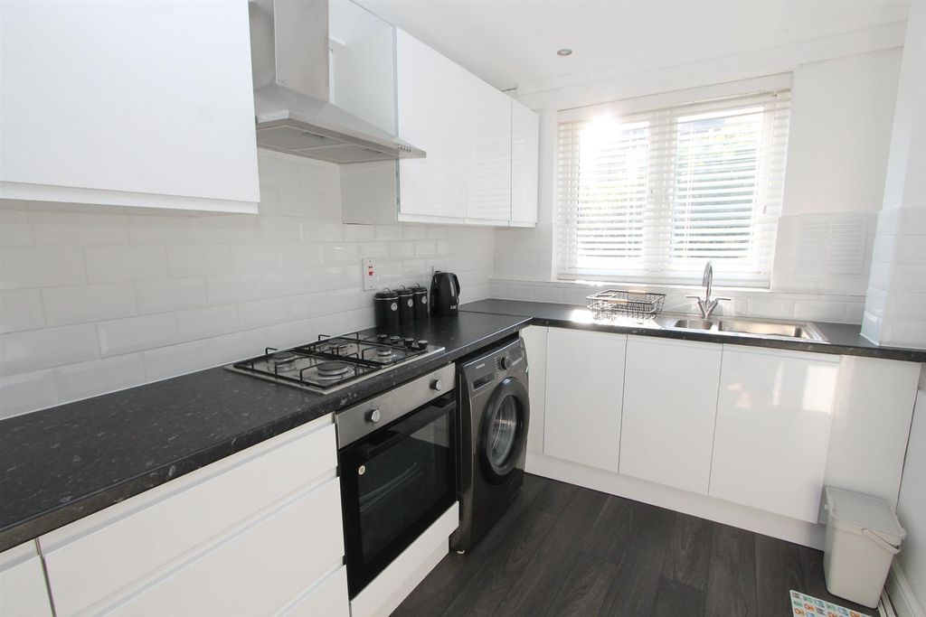 Property photo 3 of 15 Img_0350.Jpg