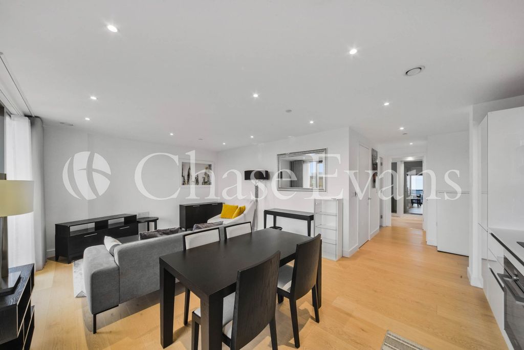 Property photo 3 of 15 Living