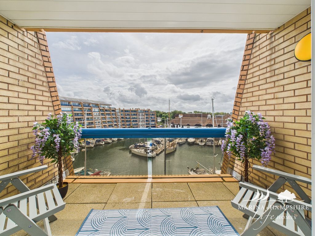 Property photo 1 of 24 Cam03691G0-Pr0069-Still021