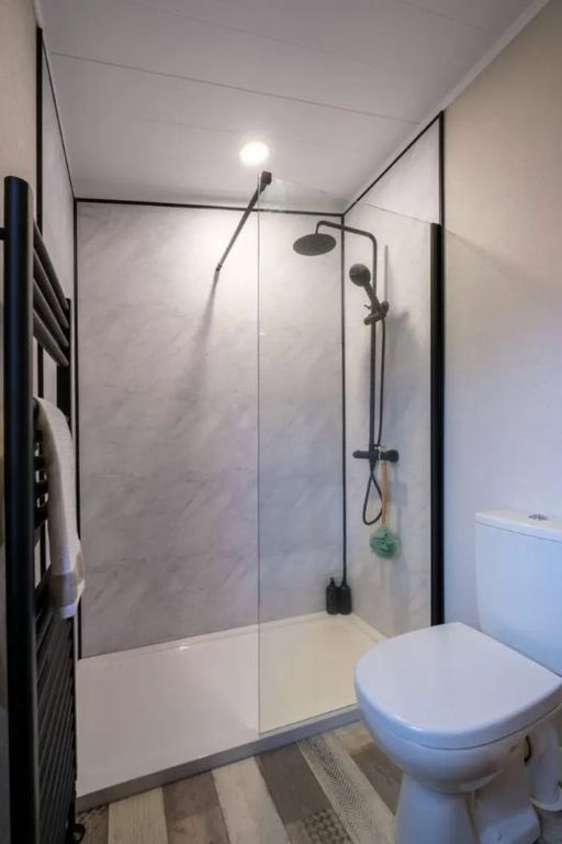 Property photo 3 of 8 8