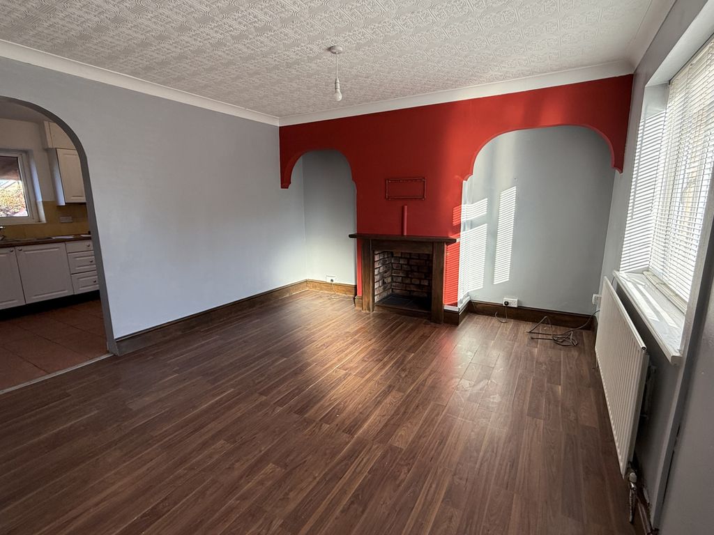 Property photo 2 of 15 Gallery