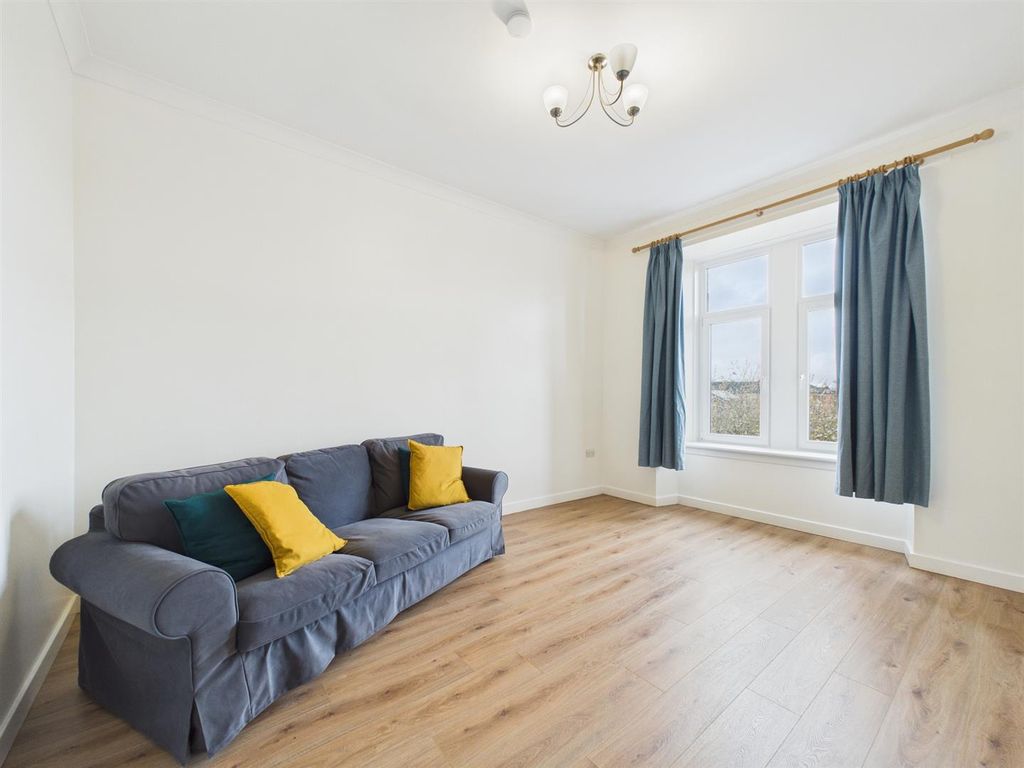 Property photo 2 of 15 Cam03782G0-Pr0303-Still001_Alt.Jpg