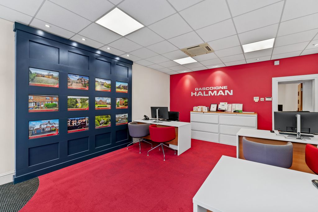 Property photo 2 of 9