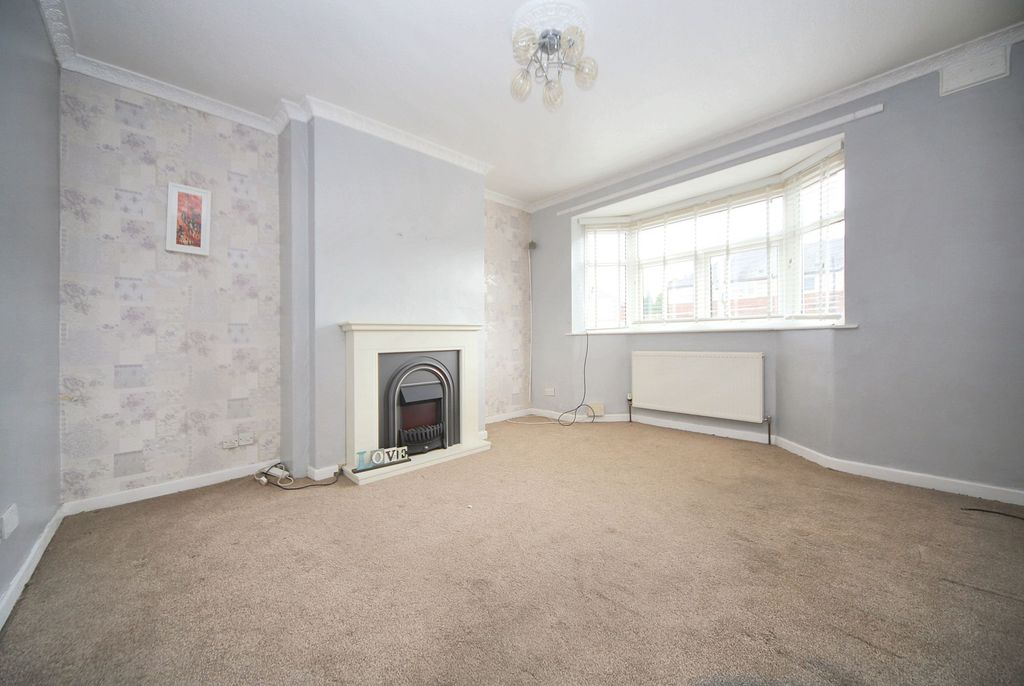 Property photo 3 of 22