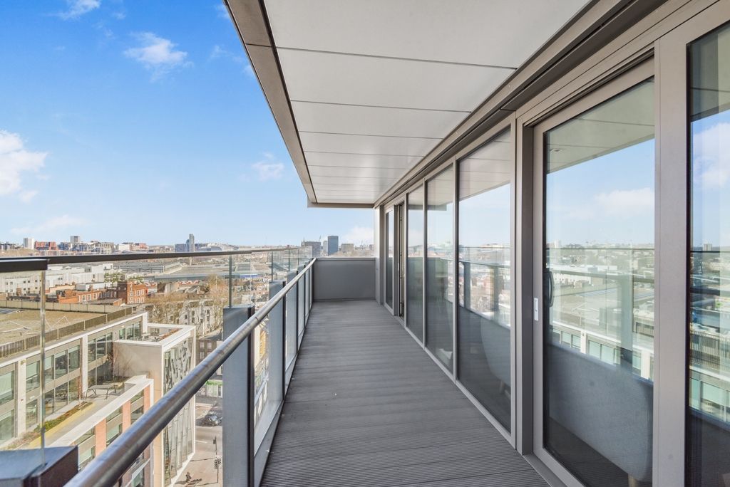 Property photo 1 of 10 Triton Building