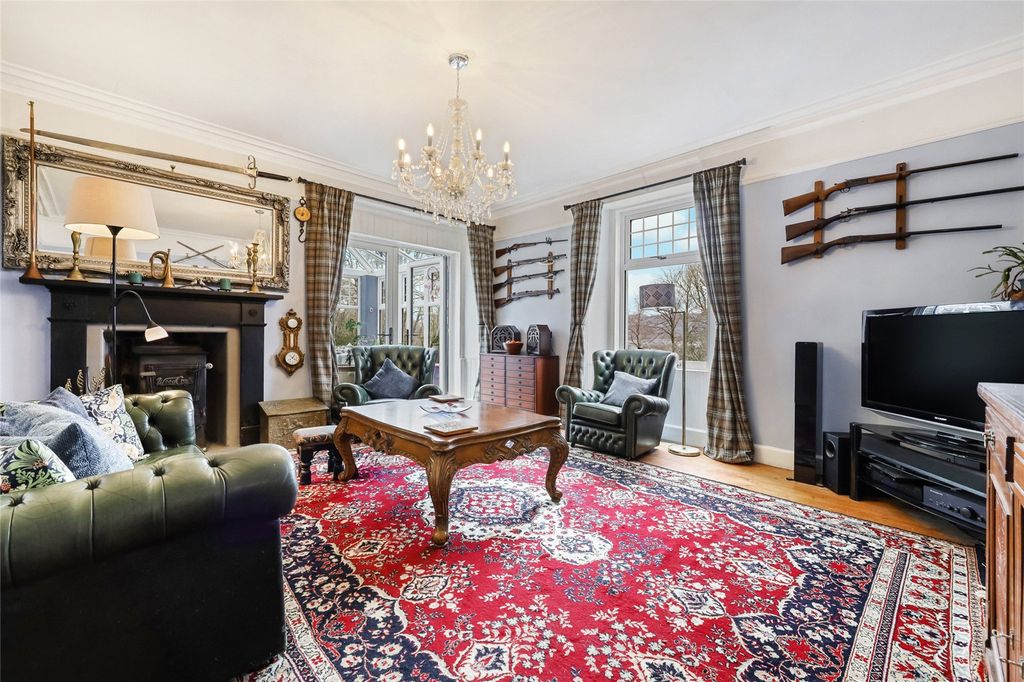 Property photo 2 of 21 Picture No. 06