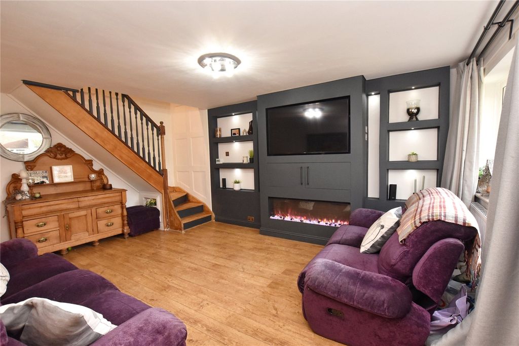 Property photo 3 of 29 Picture No. 01