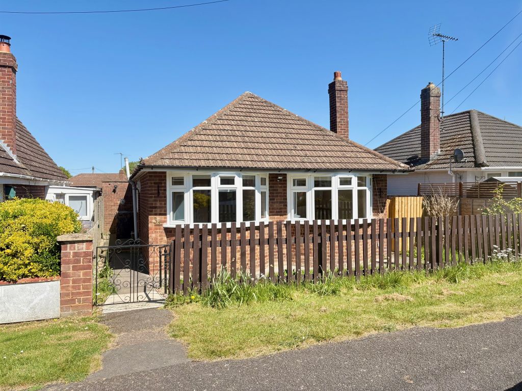 Property photo 1 of 12