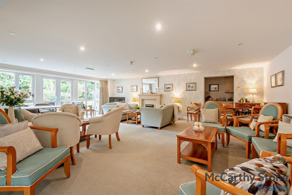 Additional image 19 of 1 bed flat for saleRadford Court, Tower Road, Liphook GU30