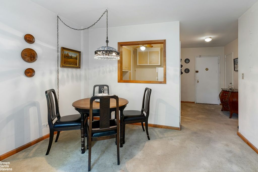 Property photo 3 of 12 <Alttext/>