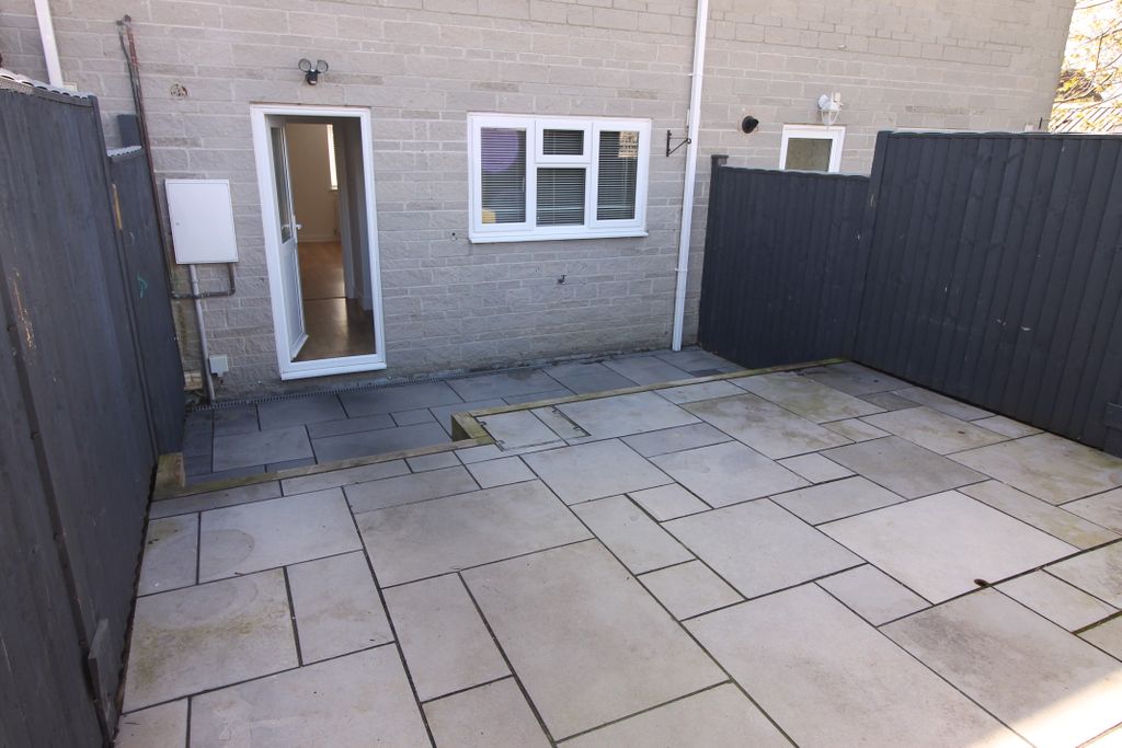 Property photo 2 of 14 Photo 13