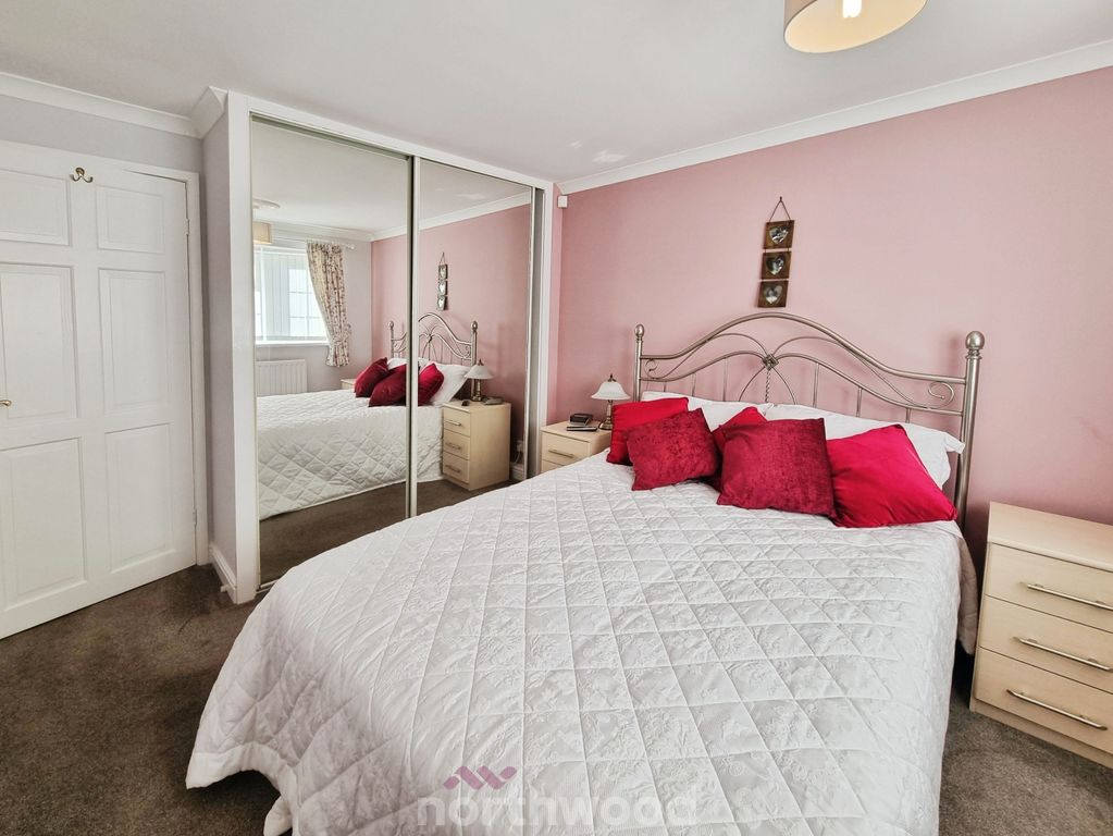 Property photo 2 of 21