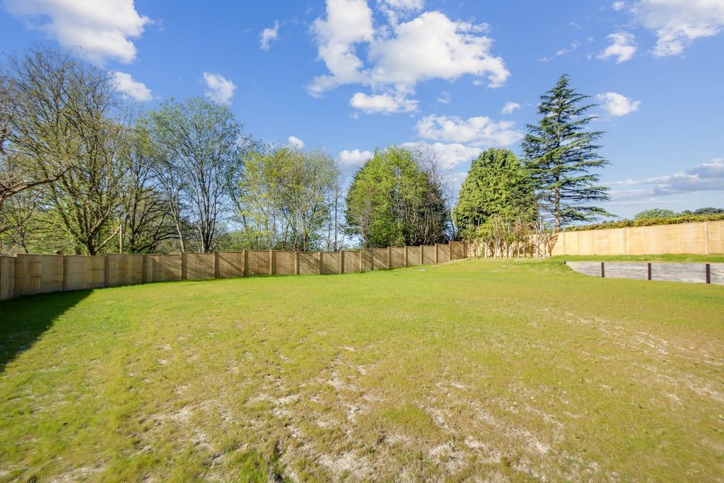 Additional image 28 of 5 bed detached house for saleTurners Hill Road, East Grinstead RH19